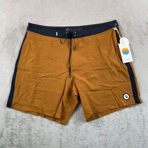 Vuori Peak Boardshorts Men 34 Turmeric Micro Dot 7' Inseam Beach Performance NWT